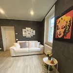 Marilyn *
